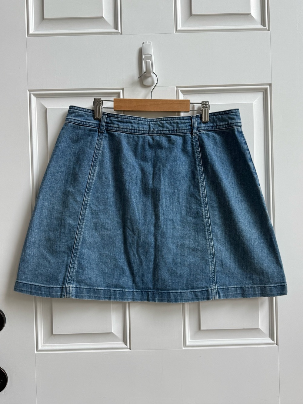 Boden Denim A line button down Mini Skirt w/ patch pockets utility cargo retro - Picture 2 of 8